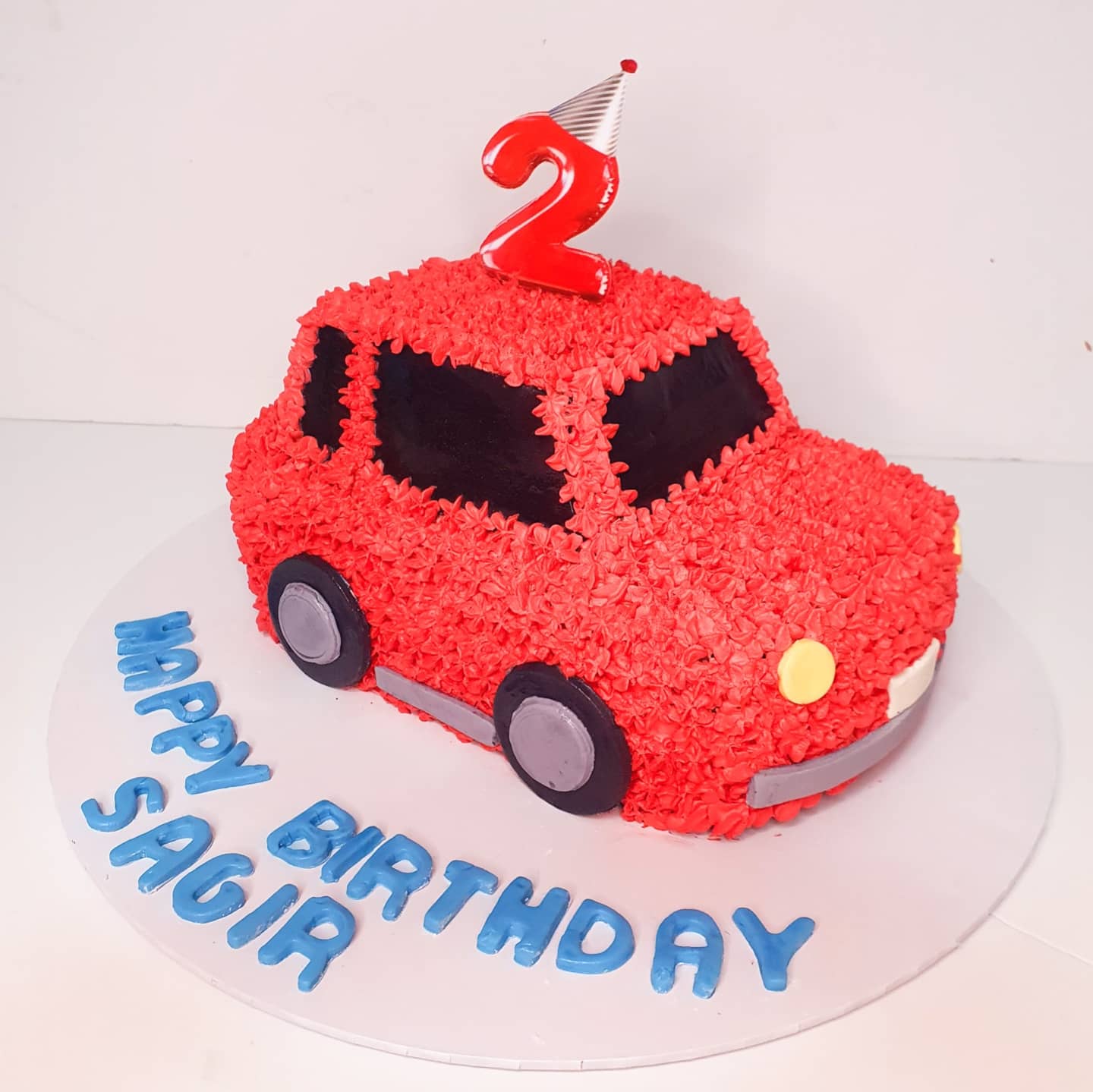 Car themed cake 